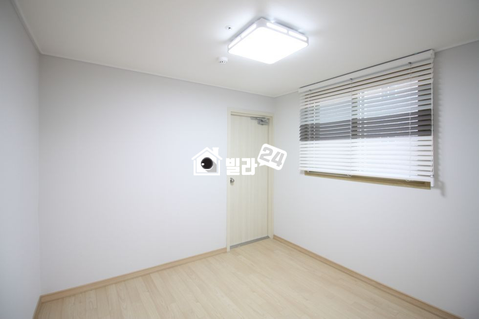 서울 강서구 화곡동 ★ 화곡동 ★ 무인택배함/일렬식주차/ 주방거실일체형의 방들 크게 나왔습니다 !!!!! ★ 분양 매물번호 32276 사진 4
