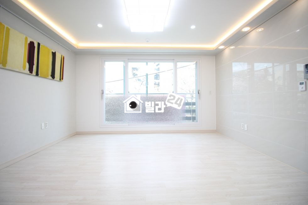 서울 중랑구 면목동 초대박역세권!!●사가정역 도보2분● 4인가족 문의가 많은 안정적이고 넓은 구조의 3룸입니다!!◁◀ 분양 매물번호 32347 사진 1