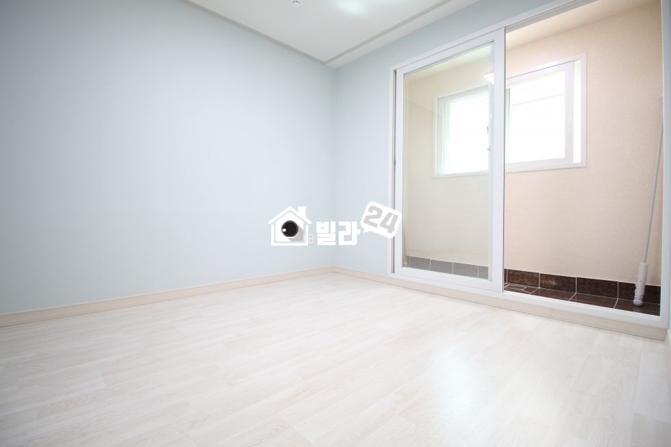 서울 중랑구 면목동 초대박역세권!!●사가정역 도보2분● 4인가족 문의가 많은 안정적이고 넓은 구조의 3룸입니다!!◁◀ 분양 매물번호 32347 사진 6