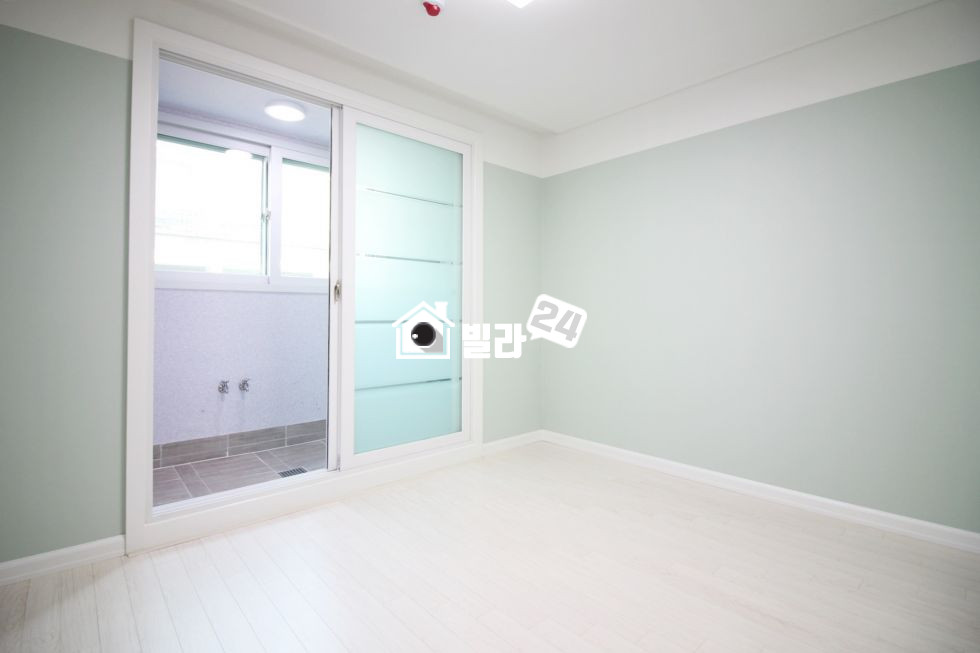 경기 수원권선구 세류동 ★【산곡초등학교 인근 현장~♬】★깔끔한 구조의 3룸~!!♬자녀가 있는 고객님 & 신혼부부강력추천 ♥ 분양 매물번호 30130 사진 7