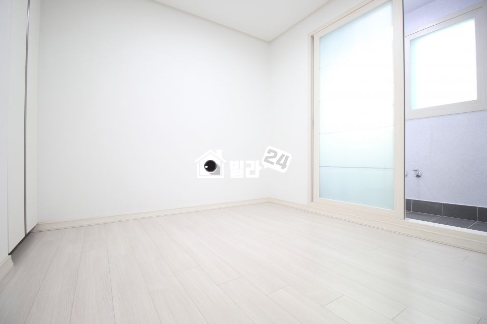 서울 구로구 개봉동 ▩■3개동 단지형 신축■▩ 넓~~은 거실과 분리형 주방!!! 완벽한 주차장까지!!★☆★ 분양 매물번호 32423 사진 7