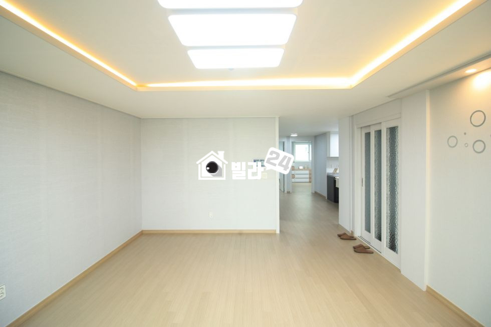 서울 서대문구 연희동 ■연희동 단 한세대!!■넓은거실■넓은주방■넓은방■ 분양 매물번호 32029 사진 2