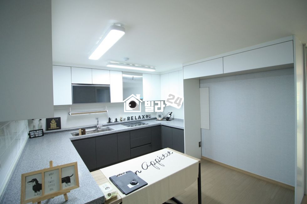서울 서대문구 연희동 ■연희동 단 한세대!!■넓은거실■넓은주방■넓은방■ 분양 매물번호 32029 사진 4