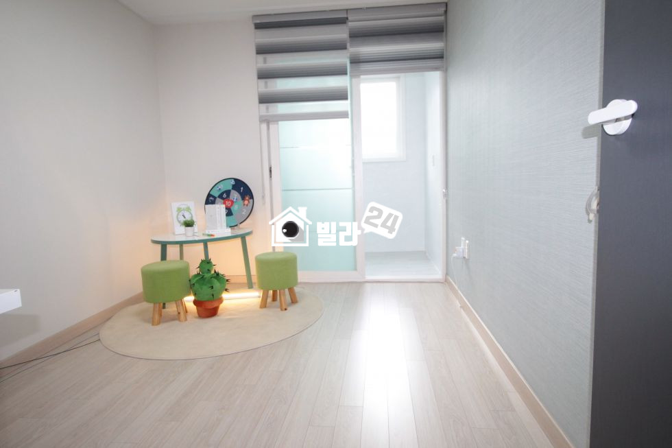 경기 구리시 인창동 【 구리시 깔끔한 3룸 】 8호선 개통호재 / 지금보다 앞으로가 더우걷 기대가돼는곳 분양 매물번호 32360 사진 5