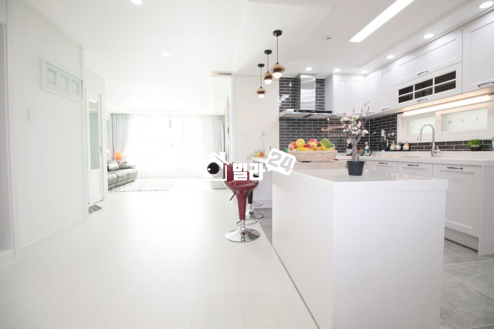 서울 서대문구 남가좌동 ☆ 남가좌동 역세권 3룸 ☆ 마지막2세대!! ~ 학군초,중,고 분양 매물번호 31692 사진 3
