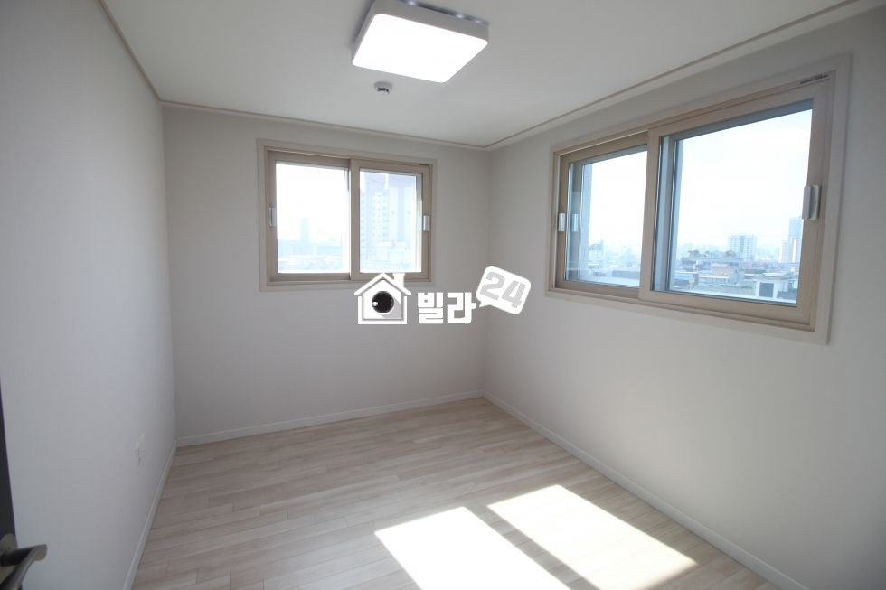 서울 중랑구 망우동 대출 잘나오는 현장으로 고층선택가능 주택등기 및 주거용op 등기까지 공존하는 현장입니다 분양 매물번호 32551 사진 4