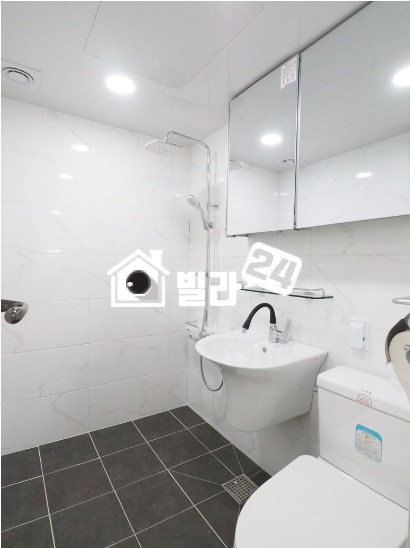 서울 중랑구 면목동 ✿✿ 사가정역 초역세권 굿초이스 투룸!!! ✿✿ 심플함과 안정감이 느껴지는 인테리어톤~~❣❣ 드레스룸 서비스공간있어요~~!!!! 투룸이지만 쓰리룸 만큼 공간활용이 가능해요~~~!!!! 너무 좋아요~~~❤❤❤ 분양 매물번호 32571 사진 6
