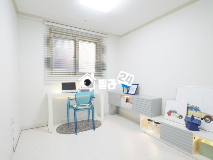 서울 송파구 송파동 『 석촌역 8호선 이쁜집 』 ♥ 취.향.저.격 ♥ ┼ 화사한내부 ┼ 아늑한 인테리어 ┼ 제가 본 쓰리룸 집 중 가격대비 너무 좋아요~~~!!!!!! 분양 매물번호 32608 사진 4