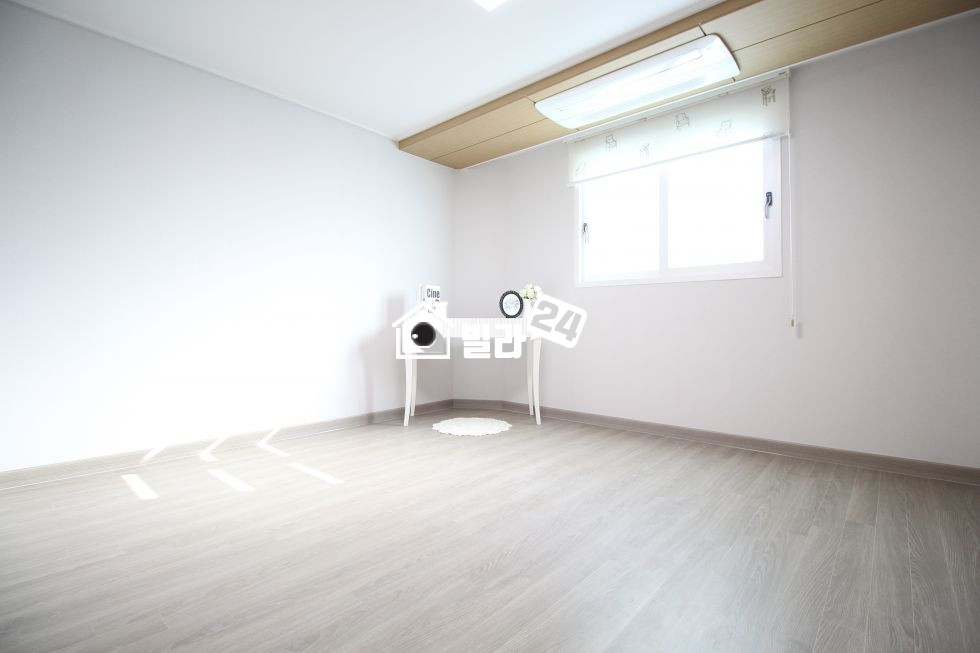 서울 강동구 성내동 ☞♥이집!! 보자마자 내 마음에 쏙~♥☜ 주방 옆 넓은 다용도실 / 반듯한 구조 / 1세대 1주차 100% ◀◁ 분양 매물번호 32652 사진 5