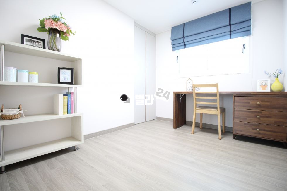 서울 강동구 성내동 ☞♥이집!! 보자마자 내 마음에 쏙~♥☜ 주방 옆 넓은 다용도실 / 반듯한 구조 / 1세대 1주차 100% ◀◁ 분양 매물번호 32652 사진 7