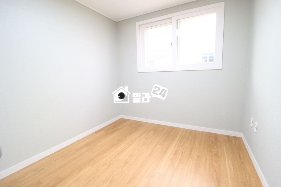 서울 금천구 독산동 ☞ 금천구 ★ 독산동 구조좋은 3룸 현장 / 일렬식주차/ 무인택배함/ cctv/ 엘리베이터 분양 매물번호 32669 사진 7