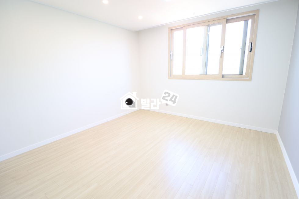 서울 송파구 송파동 ★ 송파동 ★ 방3개화2 구조 전망 잘빠진 현장입니다 무인택배함/일렬식주차/ 엘리베이터 까지 분양 매물번호 32673 사진 5