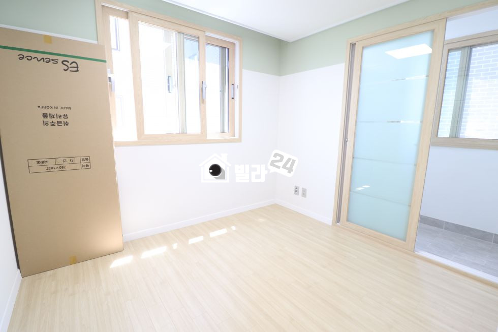 서울 송파구 송파동 ★ 송파동 ★ 방3개화2 구조 전망 잘빠진 현장입니다 무인택배함/일렬식주차/ 엘리베이터 까지 분양 매물번호 32673 사진 7