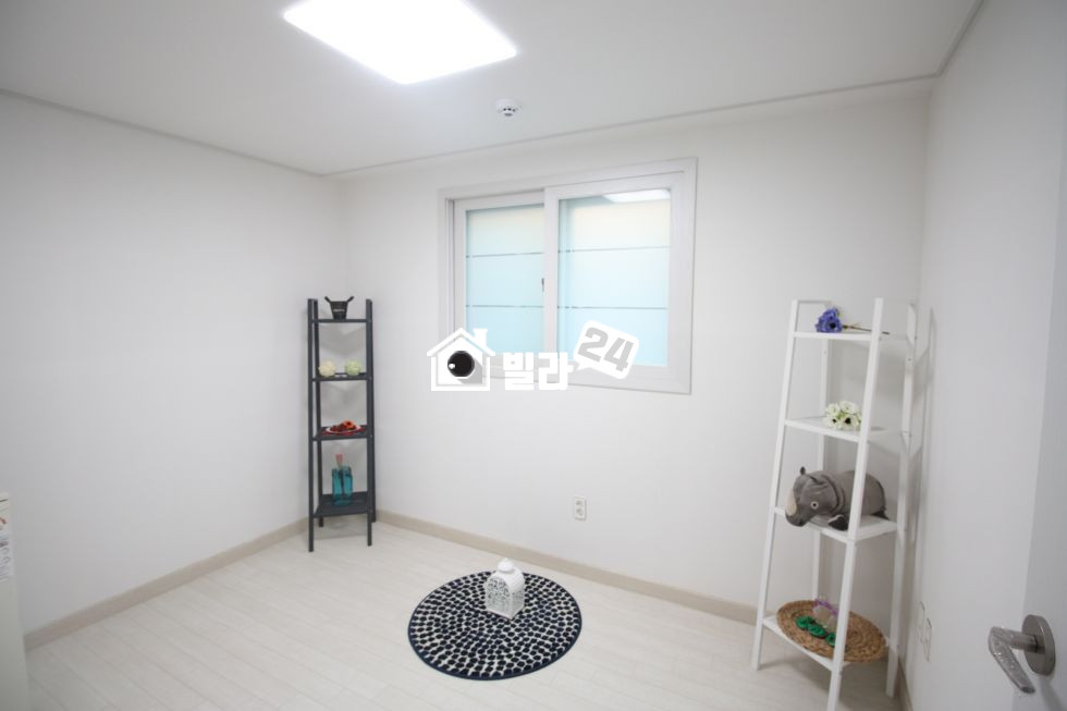 서울 관악구 신림동 ◆ 신림동 ◆ 구조좋은 방3개화2 현장 대출 많이 나오는 집 !!!! 분양 매물번호 32678 사진 5