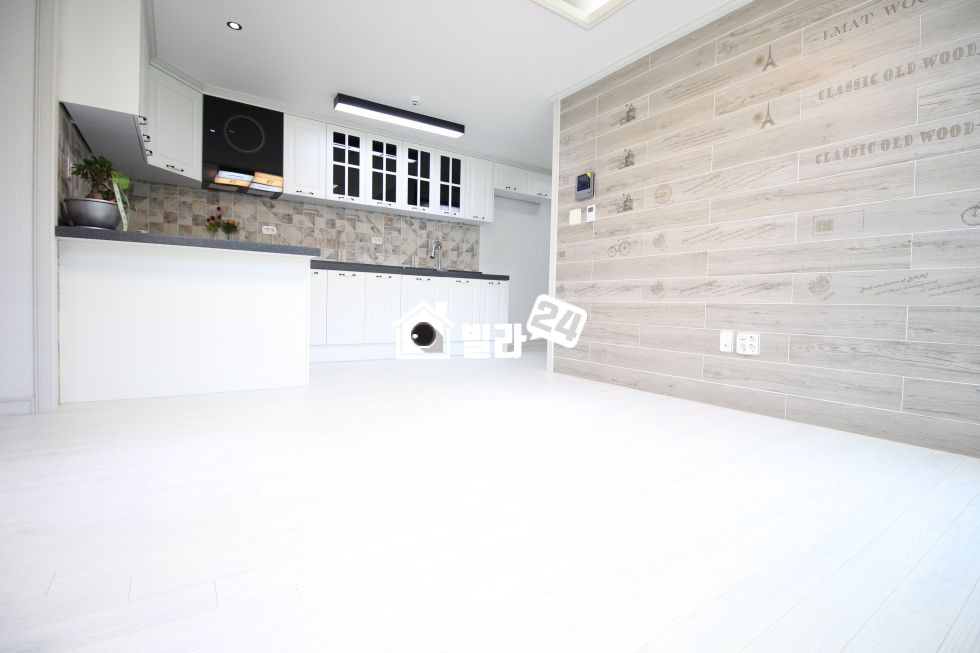 서울 강남구 개포동 ▦■개포동 넓은 빌라 찾고계신가요?!■▦ 공원 옆 한가로운 위치!! 시원시원한 주방~~ 넓은 거실~~!! 분양 매물번호 32693 사진 2