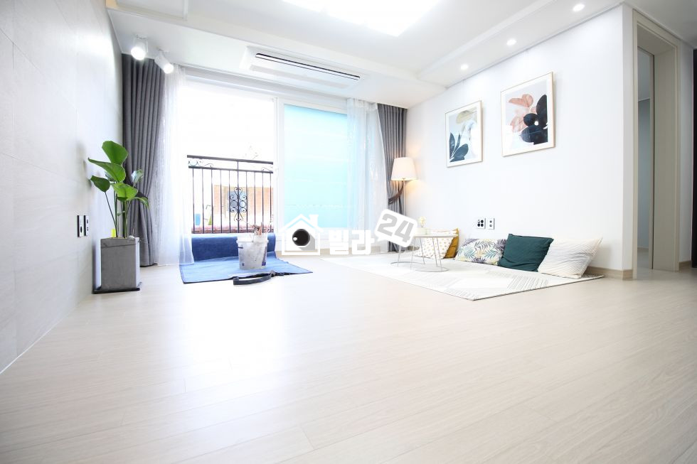 서울 강남구 율현동 ■□세련된 화이트톤 인테리어로 눈길을 끄는 현장!!□■ 주방/거실 분리형 구조 *주방 옆 다용도실* 분양 매물번호 32698 사진 1