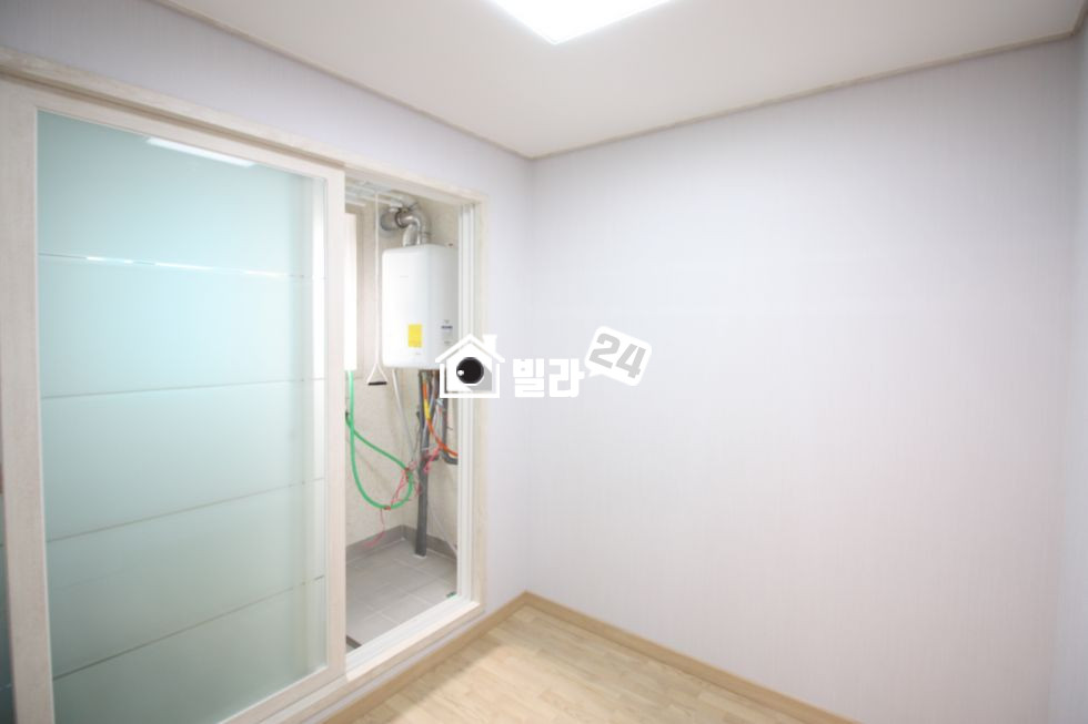 서울 동대문구 장안동 ★장안동 ★ 방3개화2 구조 잘뽑았습니다 편의시설/ 교육시설 인접 분양 매물번호 32710 사진 5