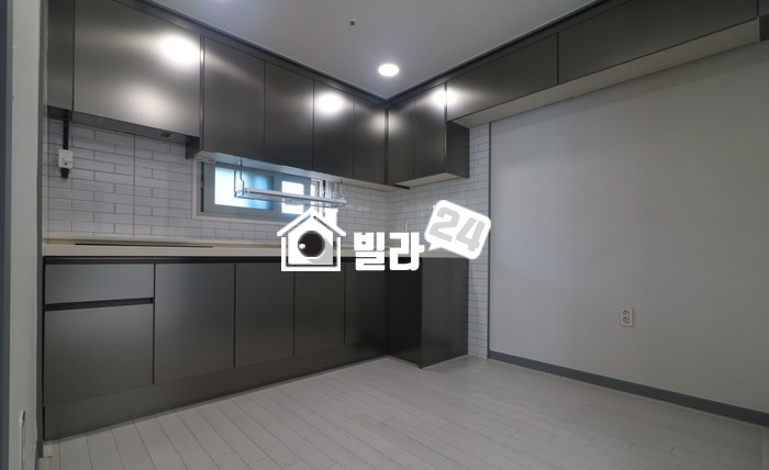 서울 마포구 합정동 ▩넓은 3룸의 구조를 지닌 구조 좋은 현장▩신혼부부/대가족▩모두 환영▩ 분양 매물번호 32822 사진 7
