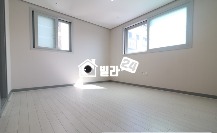 서울 마포구 합정동 ▩넓은 3룸의 구조를 지닌 구조 좋은 현장▩신혼부부/대가족▩모두 환영▩ 분양 매물번호 32822 사진 8