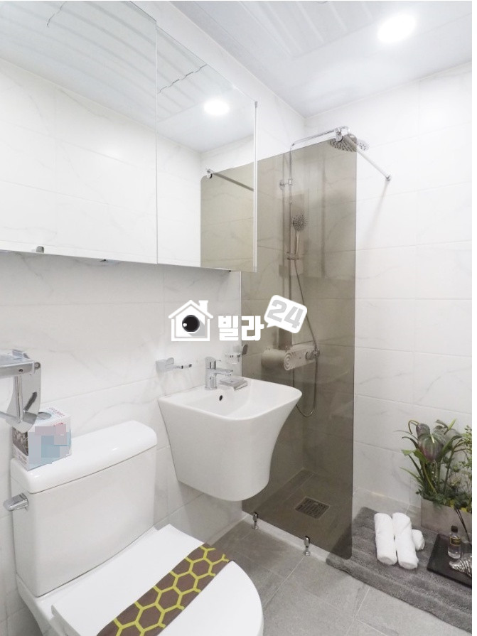 서울 광진구 구의동 ✣✣ 아차산역 걸어서 3분!!! 신축 베리굿!!!! ✣✣ 어린이집✔ 동의초등학교✔ 생활권 편의✔ 술술 잘풀릴것 같은 집~~!!!! 주변 주거지 밀집지역으로 조용하고 살기 좋은 동네에요~~~❤❤❤ 분양 매물번호 32834 사진 7