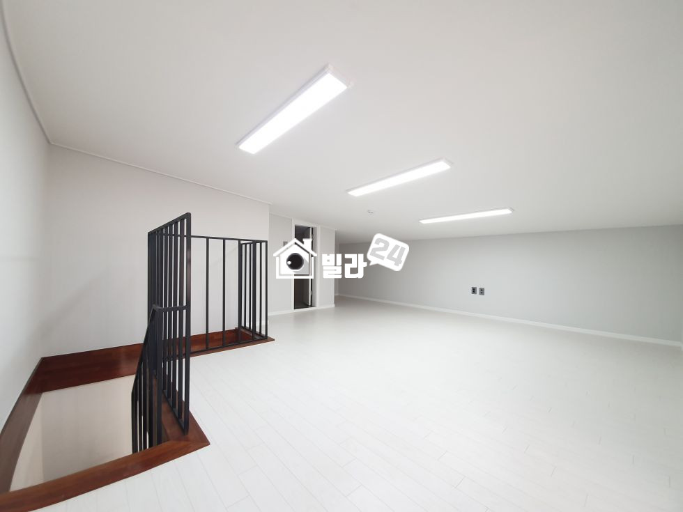 서울 강남구 청담동 ▶▶▶풀옵션 청담동 넓은 구조의 복층에 확 트인 테라스까지 가져가세요~★ 분양 매물번호 32897 사진 7