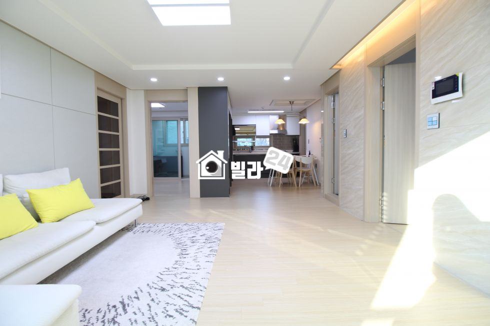서울 영등포구 당산동1가 ■▷영등포시장역 도보5분◁■ 거실에 햇빛 한가득~☀☀채광부자 정남향집 3룸☀☀ 분양 매물번호 32917 사진 2