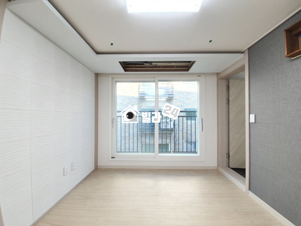 서울 관악구 신림동 ◆신림동 대단지로 형성된 최저가 저렴함 2룸 ◆잔여세대 분양 중!! 분양 매물번호 32995 사진 1