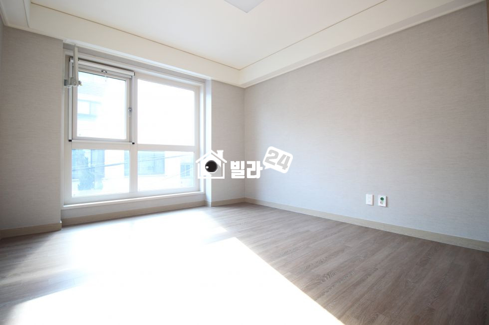서울 강남구 역삼동 ▩■역삼 최고의 투자매물■▩ 역삼역 3-4분 / 최고급자재시공 / 시스템에어컨 2대, 비데, 세탁기, 식탁옵션 ★ 분양 매물번호 32999 사진 1