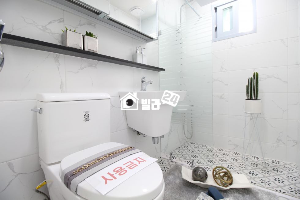 서울 동대문구 이문동 ▶▷신이문역 투룸 찾으시면 여.기.부.터!!!◁◀ 끝내주는 채광~~ 안정적인구조~~ 중문,냉장고 옵션까지!! 분양 매물번호 33004 사진 6