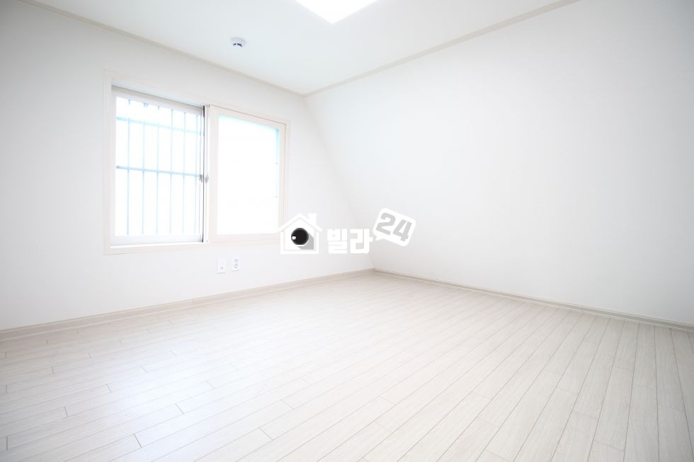 서울 강북구 수유동 ■□3룸 분양가로 복층 분양받으세요!!□■ 넓은 방4/ 화장실2 / 편백나무인테리어!! 부족한게 없는 곳★ 분양 매물번호 33008 사진 10