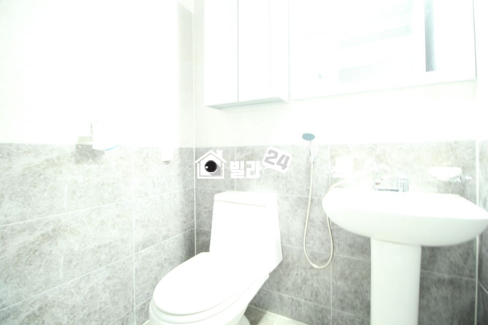 경기 구리시 수택동 구리에서 ✔넓은집✔ 찾으시나요?! ▶▶운동장인지 거실인지!!◀◀ 주차100% + 백화점 + 구리역 호재 고루고루 갖춘 효자매물❤ 분양 매물번호 33116 사진 8