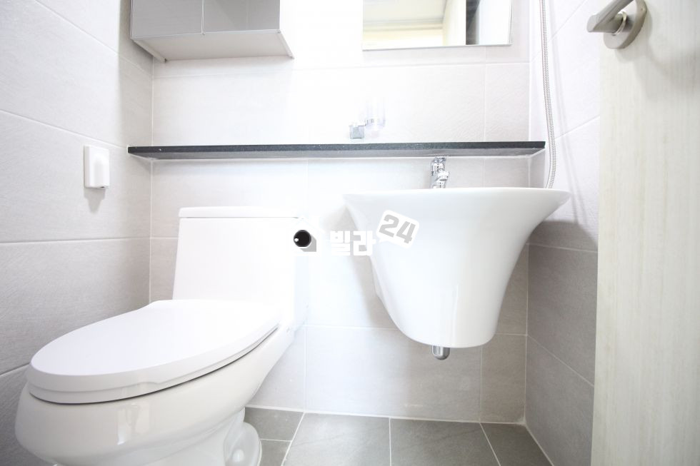 서울 강북구 수유동 ◆《 수유동 정~말 큰 집 》◆ 분양가는 저렴하고 퀄리티는 최상!! 거실,주방,방 모두 넓은 구조~~ 대가족 OK~!! 분양 매물번호 33010 사진 9