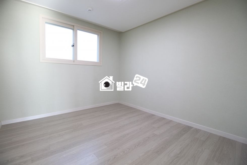 서울 성북구 안암동2가 ◐고려대 인근 / 안암역세권 3룸◑ 주방과 거실이 분리된 구조의 방 3개 다 큰 집입니다 ★☆ 분양 매물번호 32870 사진 6