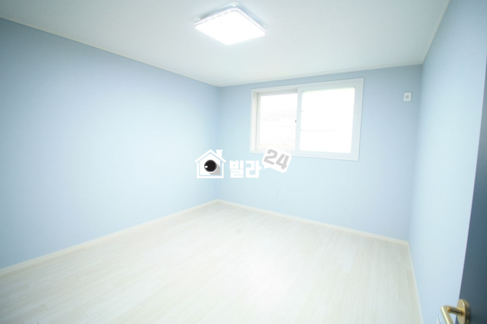서울 동작구 상도동 ♦♦ 동작구 포룸 복층!!! 찾기힘든 복층!!! ♦♦ 신상도초등학교 ☞☞ 주거지밀집지 살기 좋은 이 곳 초인접 ☞☞ 아이키우시기 너무 좋은 이 곳 ☞☞ 꼭 한번 보셔야할 복층세대~~!!!! 구경오세요~~~!!!!! 분양 매물번호 33143 사진 4