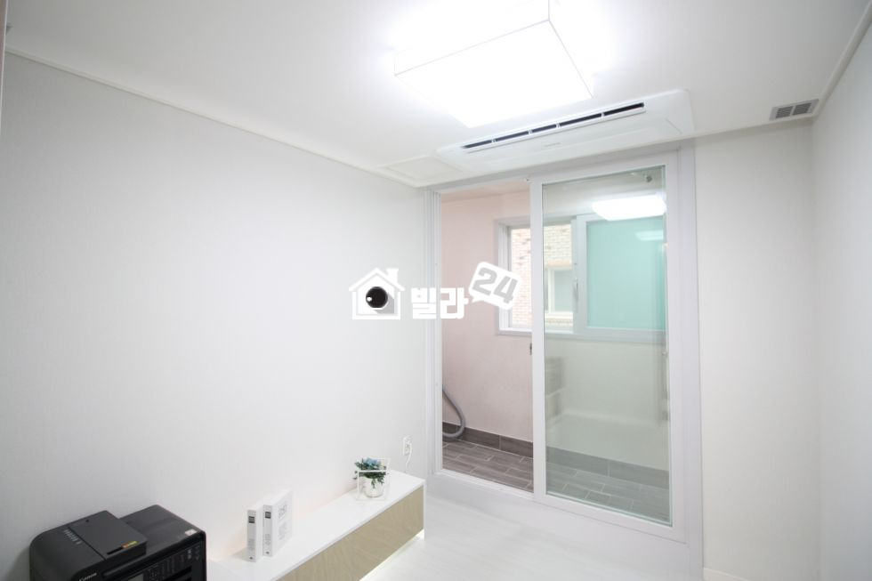 서울 강동구 성내동 ★ 시스템에어컨2대 ★ 일렬식주차장 평지에 위치한 3룸 현장 입니다 ★ 분양 매물번호 31327 사진 5