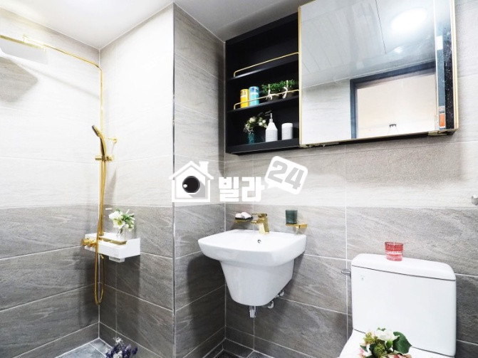 서울 도봉구 도봉동 ✨✨ 도봉역 걸어서 충분!! 이쁜집 ✨✨ 깔끔하고 실용적인 ✦ 인테리어 ✦ 최고급자재 좋아요!!!! 위치도 좋고~~ 학군도 너무좋아요~~!!! 대중교통 그레잇~~!!! 편의시설까지 좋아요~~!!!! 분양 매물번호 32840 사진 7