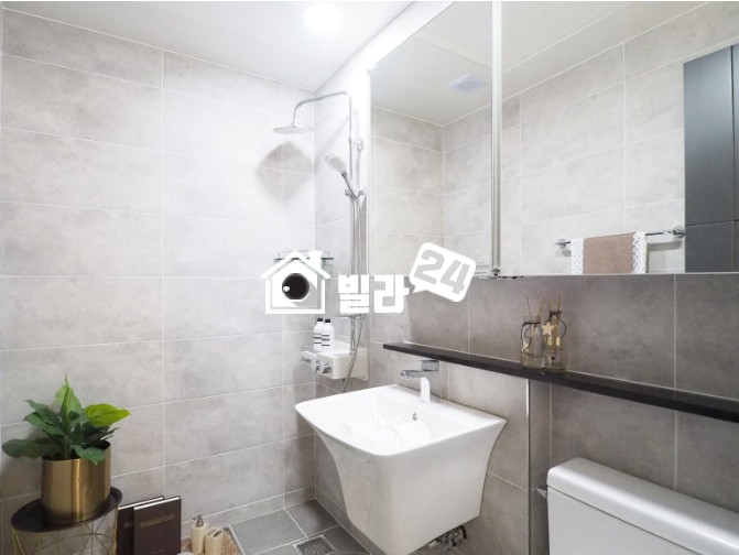 서울 송파구 문정동 ✨✨ 문정동 신축 투룸 쾌적해요 ✨✨ 3호선&8호선 더블역세권 GOOD!!! 초,중학교 가까워요~~~ 주거지라 조용한 집 ☺ 지친피로를 달랠 편안한 집 ☺ 분양 매물번호 32633 사진 6