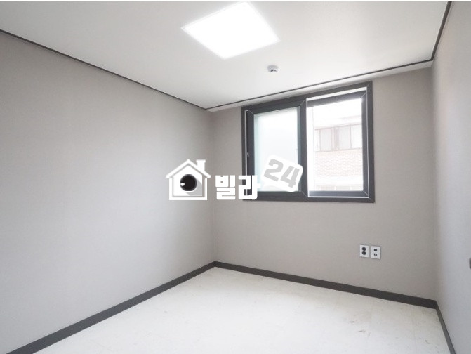 서울 송파구 삼전동 ✪✪ 삼전동 석촌호수 좋아도 너무좋은!!! ✪✪ ♕ 공공기관 ♕ ✉ 우체국 ✉ ☎ 주민센터 ☎ ☞ 약국 ☜ ☻ 공원 ☻ 편의시설 잘 갖춘 살기좋은 동네에요~~~!!!!!! 분양 매물번호 32631 사진 5