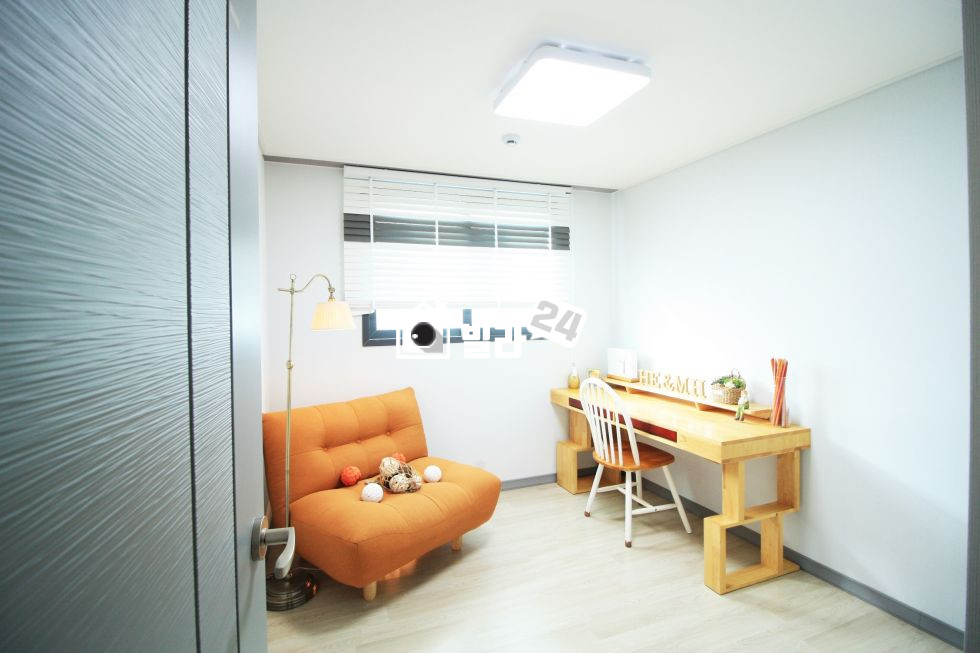 서울 동작구 상도동 ❂❂ 신대방삼거리역 가까운 신축 #쓰리룸# ❂❂ 요즘은 구조가 좋아야 하죠!!!! 주방도 널찍!!!!!! 다용도 공간도 커요~~!!!!! ☻ 화사한 방3개 ☻ 실용적이에요~~~✨✨✨ 분양 매물번호 33141 사진 5