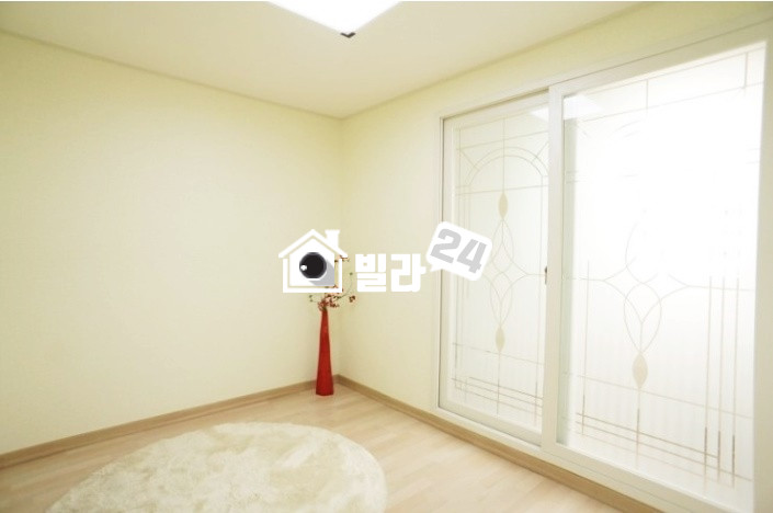 서울 동대문구 장안동 ♬♬ 장한평역 도보로 가능!!!! 굿굿!!! ♬♬ 깔끔하고 이쁜인테리어 구조도 잘나온 집이에요~~!!!! 학군 ☞ 편의시설 ☞ 소방서 ☞ 안전걱정은 NO NO!!!! 중랑천 체육공원까지!!!!! 살기 좋은 동네에요~~~!!!!!! 분양 매물번호 33199 사진 5