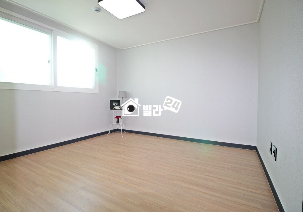 경기 수원팔달구 고등동 ▩《 수원시 고등동 인기 3룸 》☞대로변위치 / 교통이 편리한곳 분양 매물번호 30238 사진 4