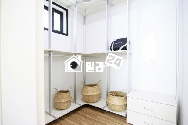경기 구리시 수택동 ✣✣ 수택동!!! 쓰리룸 신축 베리굿!!!! ✣✣ 상권 ☞ 역세권 ☞ 버스정류장 ☞ 술술 잘풀리는 집~~!!!! 주변 스타벅스&전통시장도 가까워요~~!!!!! 인프라 잘 갖추진 살기 좋은 동네에요~~~❤❤❤ 분양 매물번호 33386 사진 7