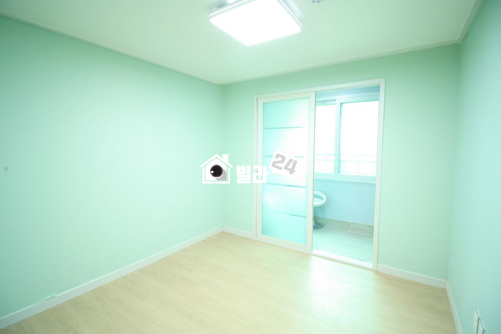 경기 안양만안구 석수동 ▣▣ 석수동 역시 신축!!! ▣▣ 자연과 함께하는 너무 좋은 이곳~~~!!!! 거실과 주방이 엄청 넓어요~~~!!!! 너무 좋은 현장입니다~~~!!!!!! 분양 매물번호 33934 사진 4