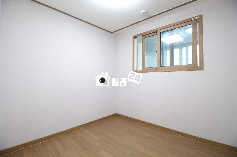 서울 강북구 수유동 ■ 수유동 4룸 ■ 흔치않은 강북구 신축빌라 4룸!!! ★수유역 도보 5분이내 초역세권 위치★ 분양 매물번호 34152 사진 7