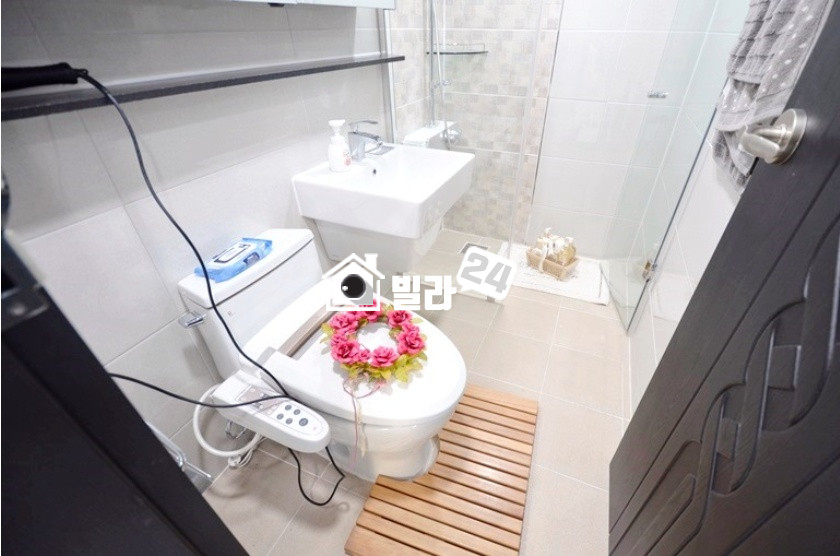 경기 수원권선구 탑동 ▶탑동◀대형테라스 있는 쓰리룸! 그럼 더이상 말이 필요없겠죠?? 저도 놀랬습니다 분양 매물번호 31027 사진 6