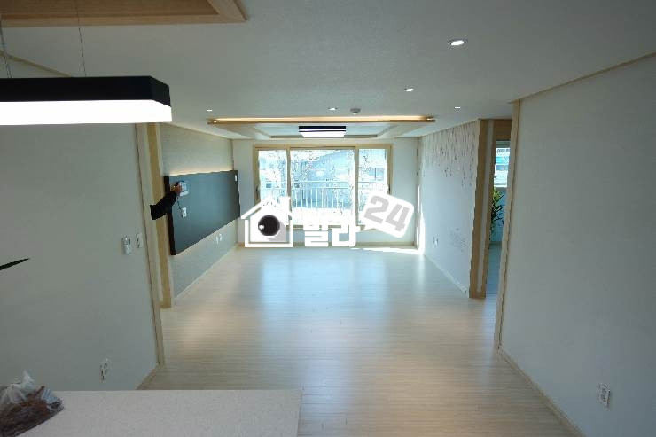 경기 안양만안구 안양동 ●kcc정품샷시●e/v●cctv●동화자연마루●참숯몰딩 분양 매물번호 32319 사진 1