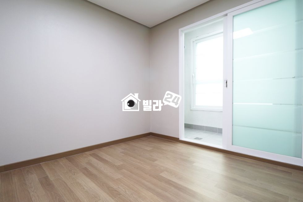 경기 군포시 금정동 ☞『HOT한 그 매물!!!』☜ ★ 너무 좋은 구조!! 내맘을 사로잡는 인테리어!!★신혼집으로 딱이네!★ 분양 매물번호 30039 사진 5