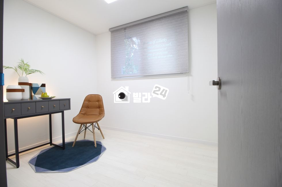 서울 관악구 봉천동 ★★ 봉천역세권 ★★ 3룸 딱한세대남음!!! 시원시원한구조 ~ ☆ 분양 매물번호 32774 사진 5