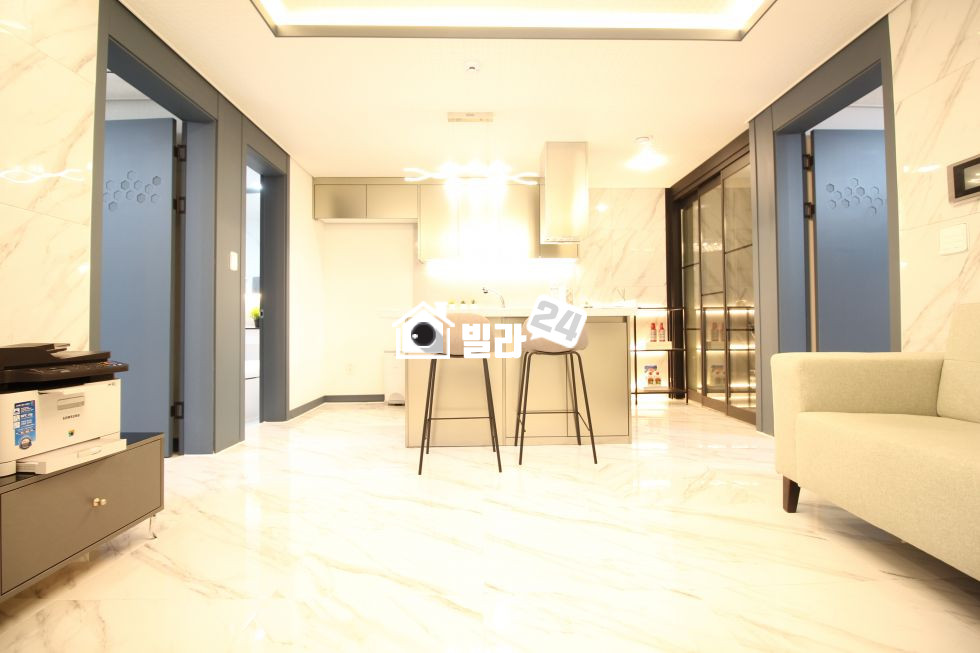 서울 강남구 역삼동 ❥역삼동의 럭셔리한 투룸 ➽자동문 설치된 집 보셨나요?! ➽투룸인데 욕조가!! ➽옥상에 바베큐 파티를 할 수 있는 정원까지!! 분양 매물번호 33028 사진 2
