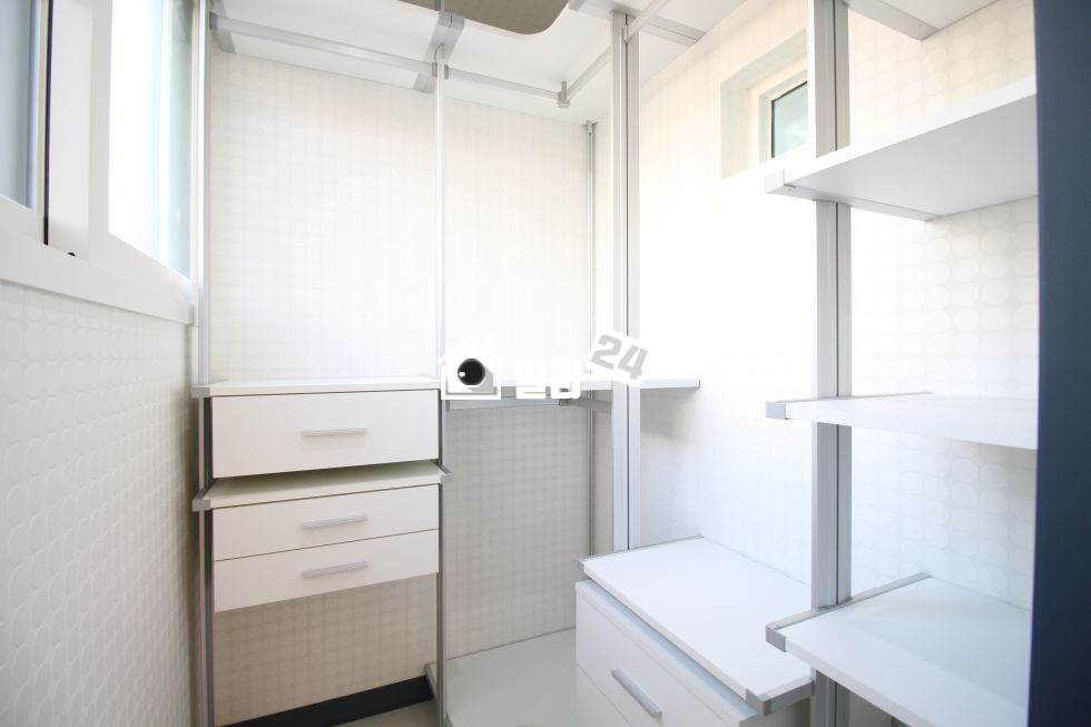 서울 강남구 역삼동 ❥역삼동의 럭셔리한 투룸 ➽자동문 설치된 집 보셨나요?! ➽투룸인데 욕조가!! ➽옥상에 바베큐 파티를 할 수 있는 정원까지!! 분양 매물번호 33028 사진 7